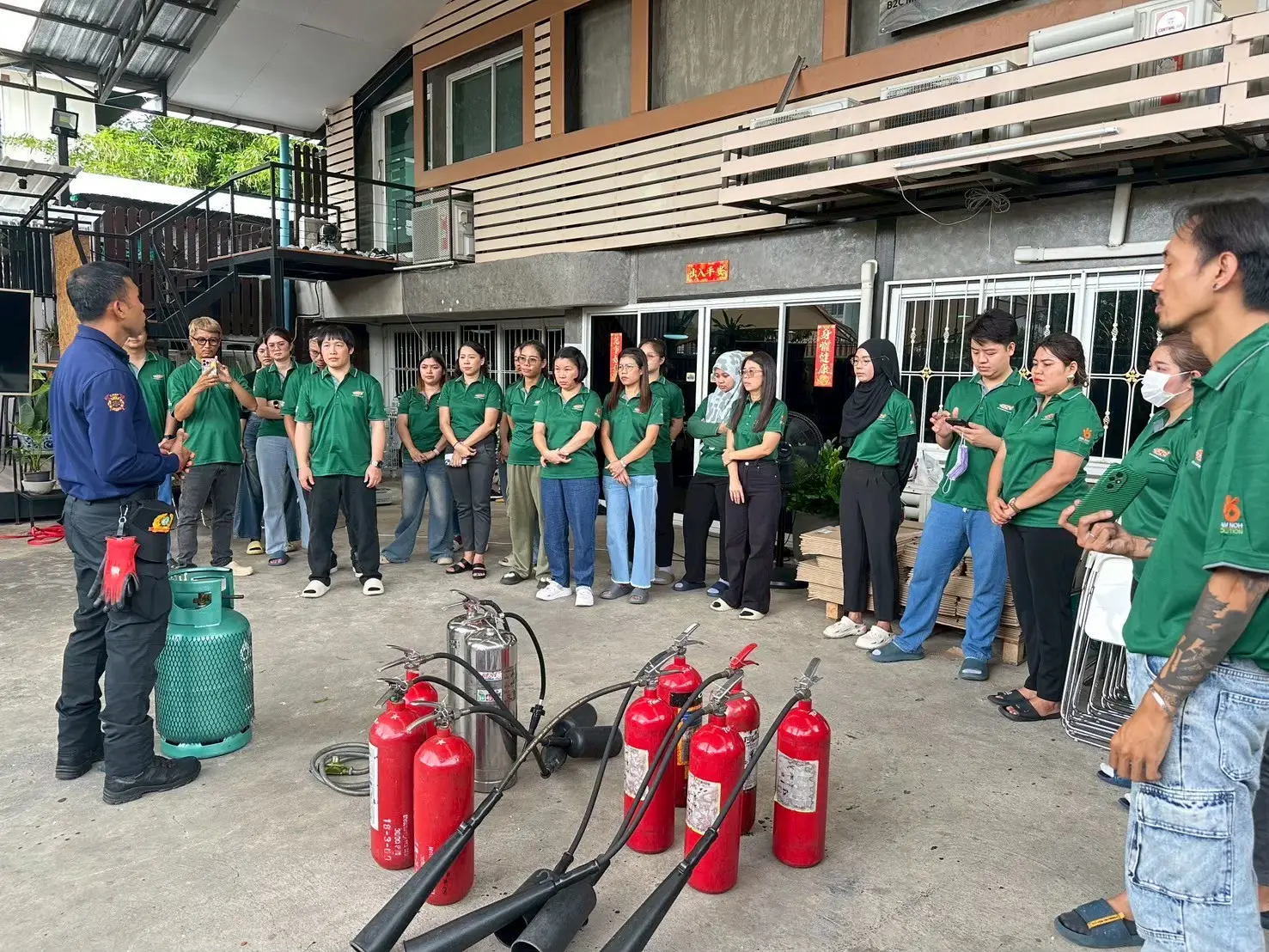 line album อบรม​ ดับเพลิงเบื้องต้น​2372568 250917 13